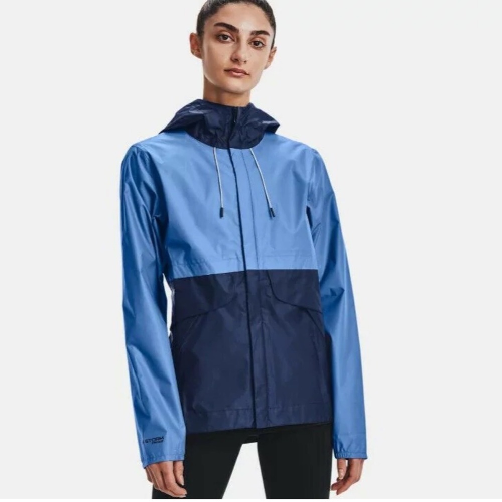 Under Armour Women’s Cloudstrike Shell